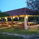 Agrotourism Galic Krka 3* Drinovci