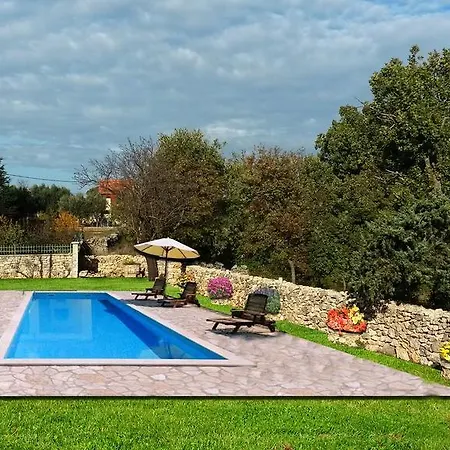 Agrotourism Galic Krka 3*