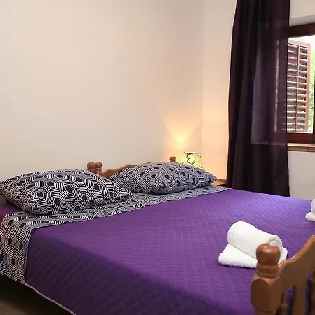 Guest house Agrotourism Galic Krka 3*